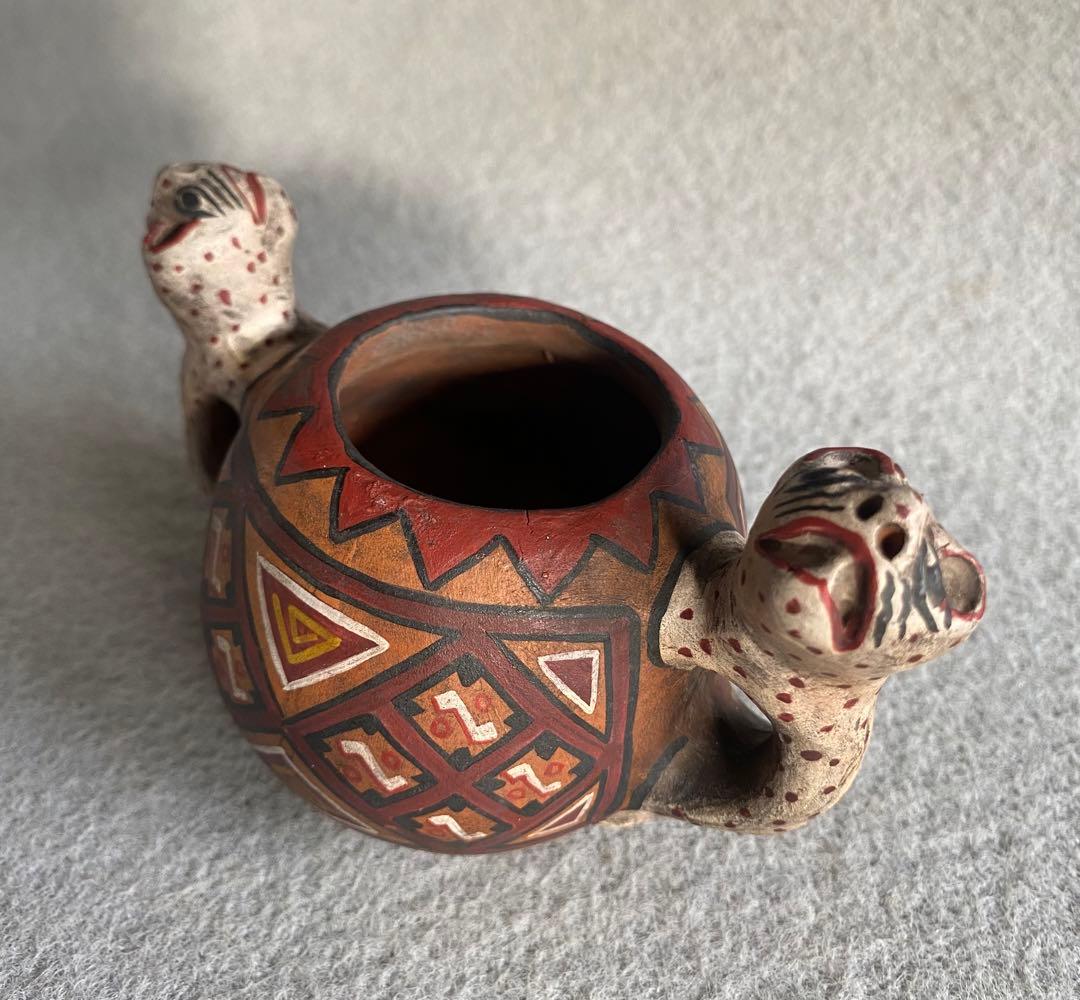 【ヴィンテージ】ペルー・インカ／豹・陶器製の容器・食器