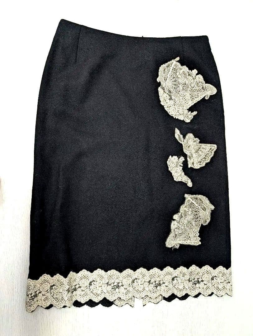 ケイタ・マルヤマ TOKYO PARIS 黒ウール 花柄レース 膝丈 スカート