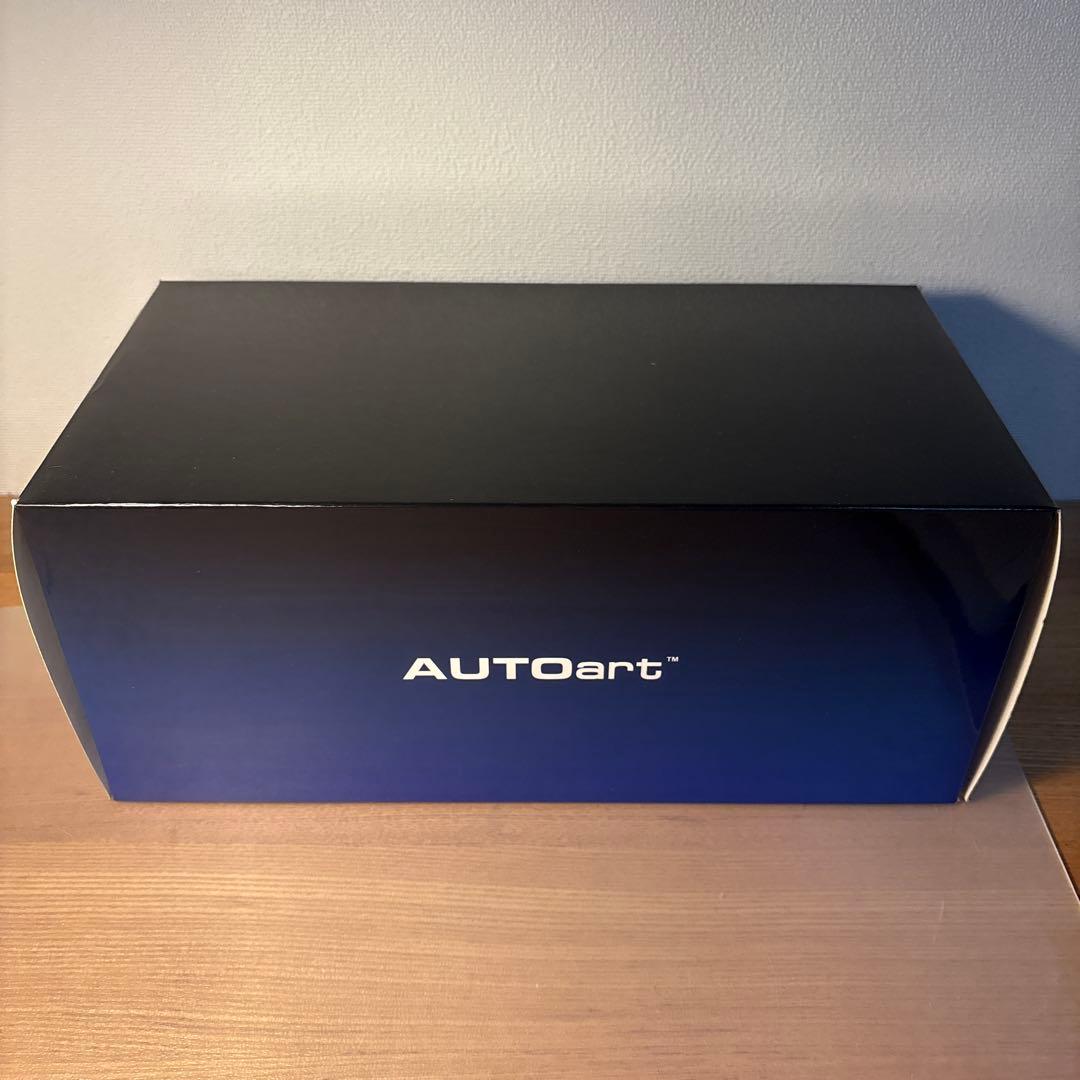 オートアート　ケンメリ　スカイライン GT-R KPGC110 1/18