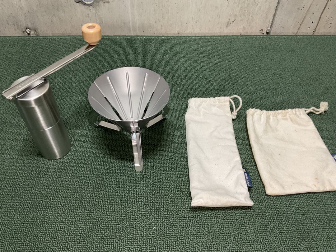 美品 フィールドバリスタ ドリッパー ＆ フィールドバリスタ ミル スノーピーク