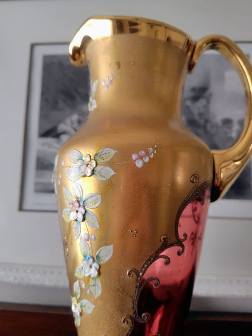 ♥チェコスロバキア製　ボヘミアガラス花瓶　Ｈ３１．５cm