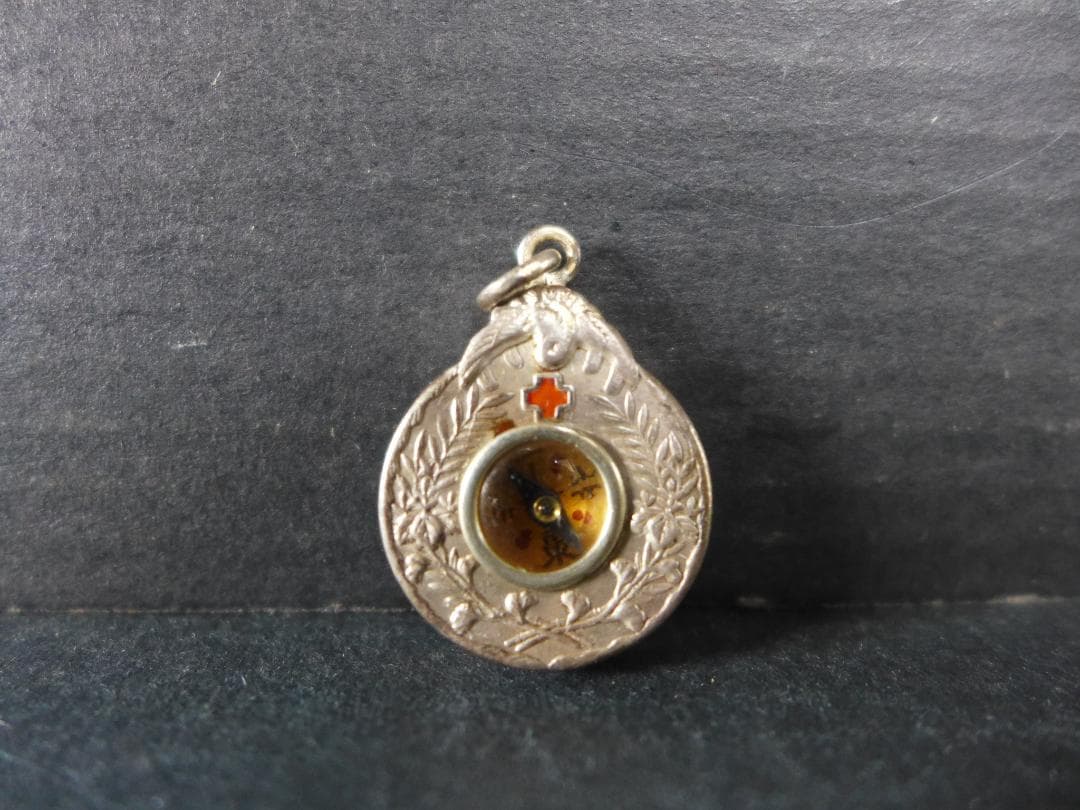 時代物　明治時代 大日本帝国　日本赤十字社記念　方位磁石付き　日赤社員総会記念