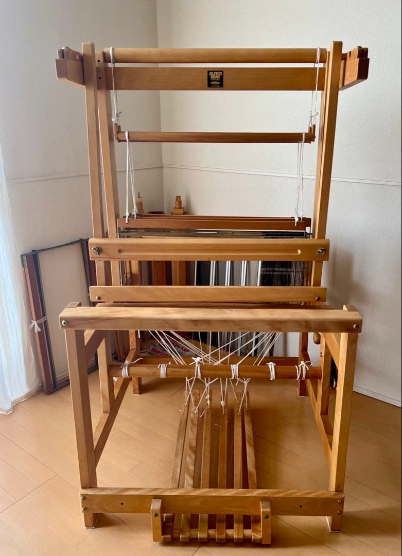 東京手織機 KM-650ろくろ式（旧型）4枚綜絖6本踏み木/筬・綜絖枠付き/中古