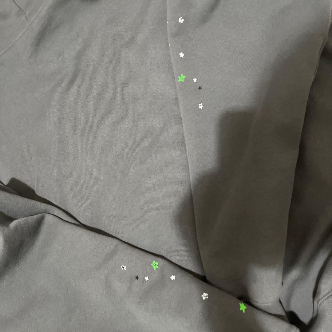 sp5der XL グレー 緑パーカー