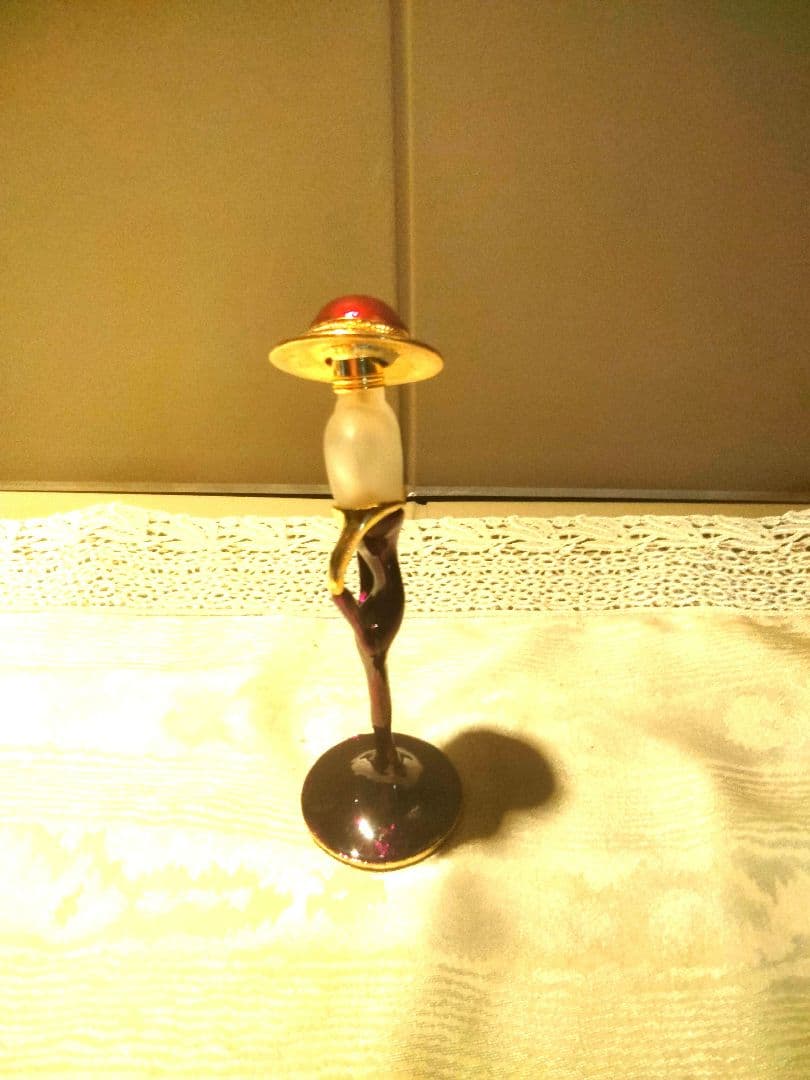 1980年ビンテージ アールデコ香水瓶 帽子をかぶった女