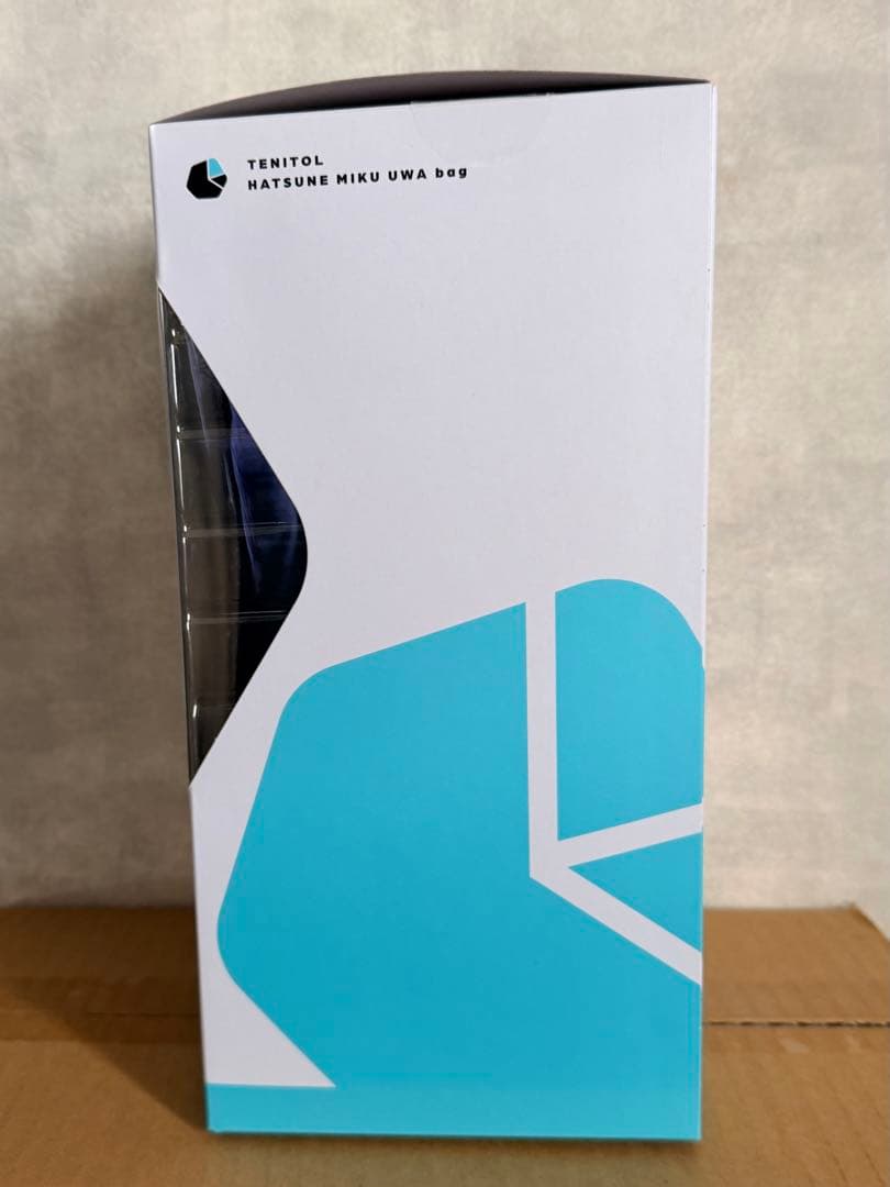 TENITOL 初音ミク UWA ふわふわ可愛い笑顔バッグ フィギュア