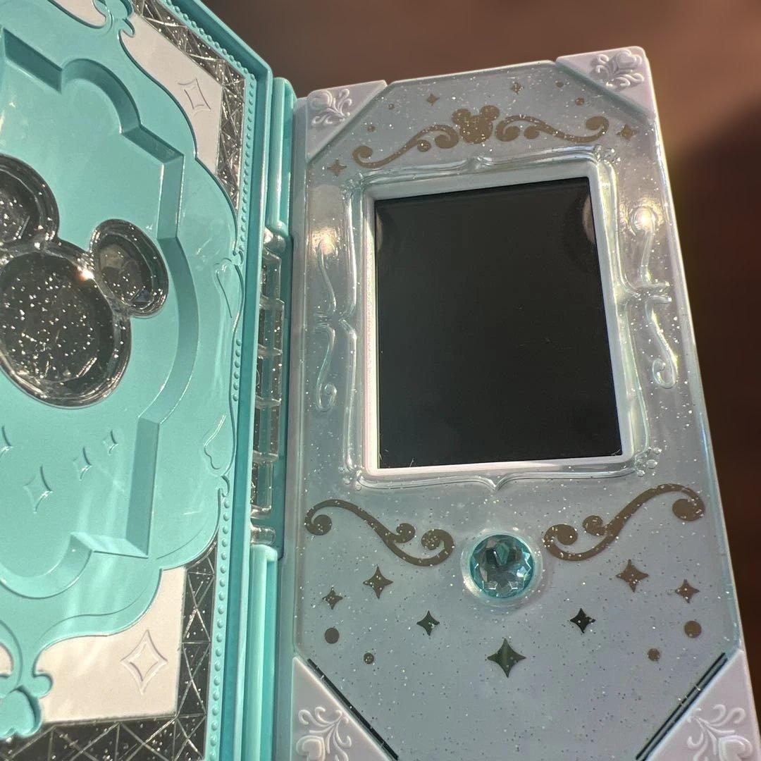 ディズニー　バンダイ　ドリームパスポート　手帳型おもちゃ　２台セット