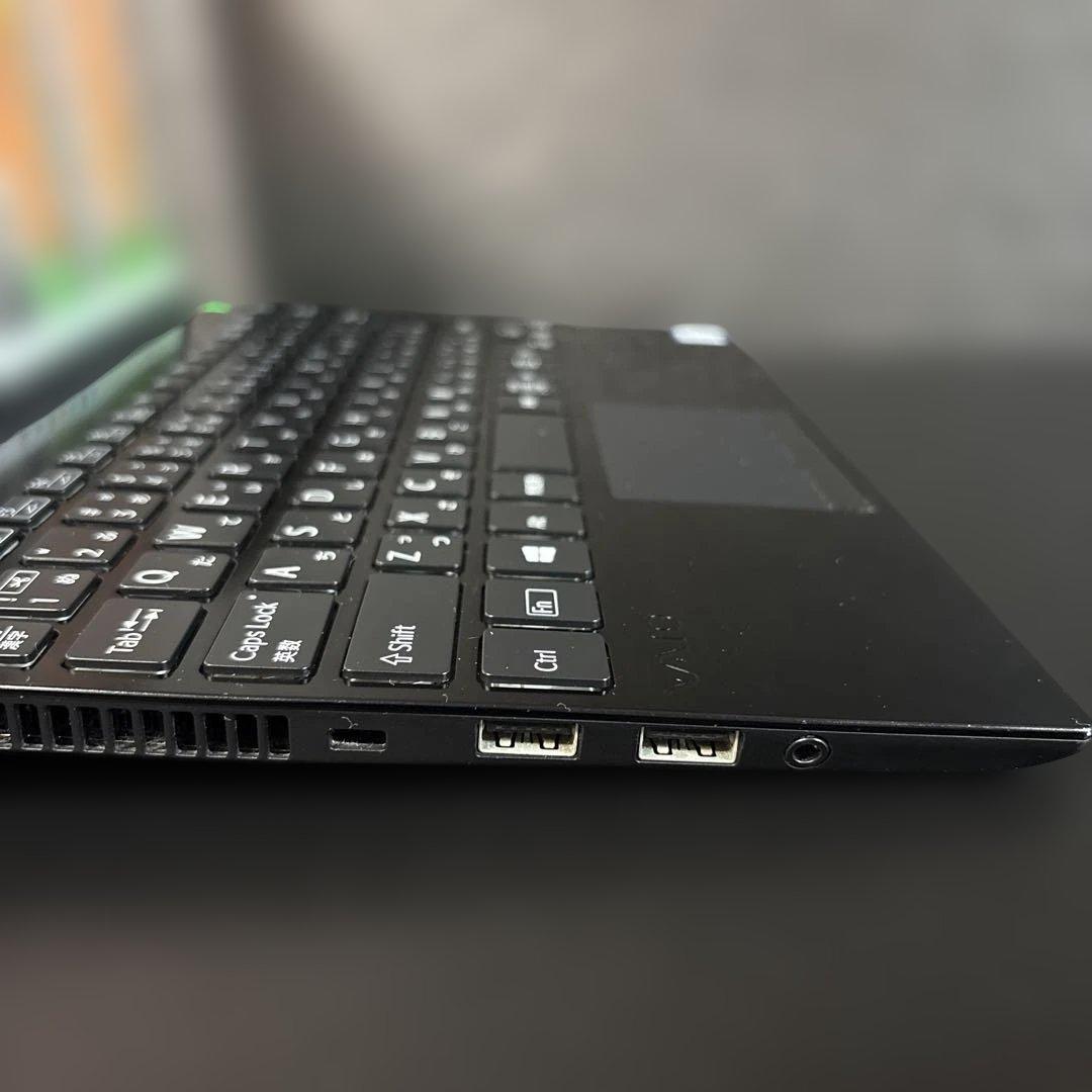 【SALE】VAIO VJPJ11 第8世代 i5-8265U搭載モデル
