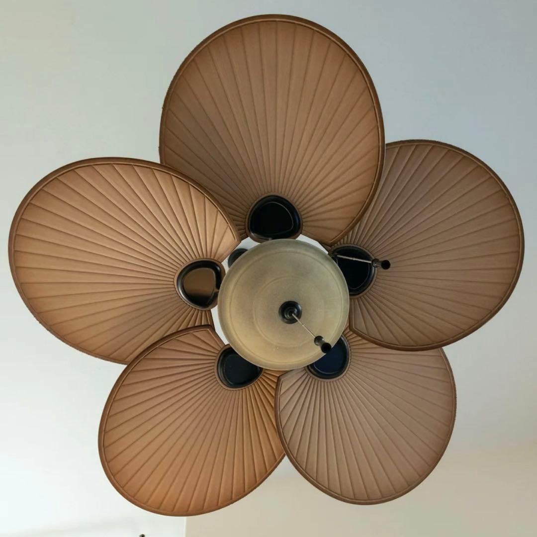 Hampton Bay ハンプトンベイ　シーリングファンライト　48インチ