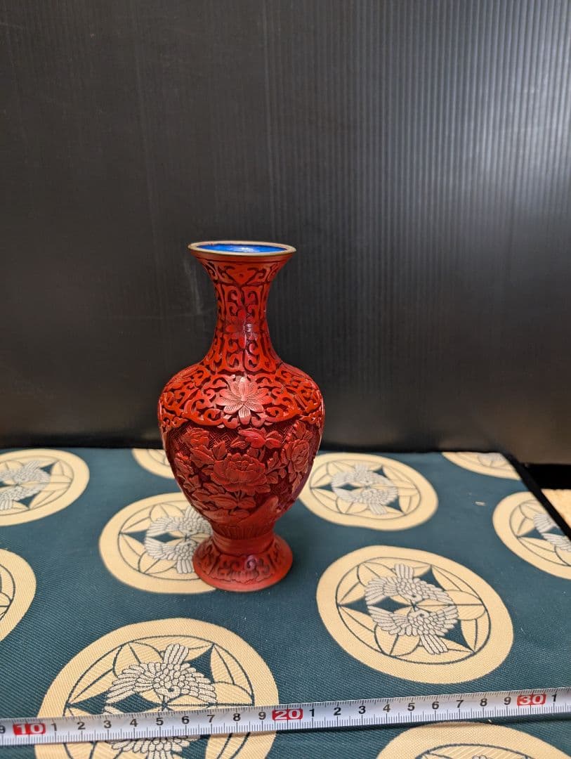 中国美術、堆朱花瓶