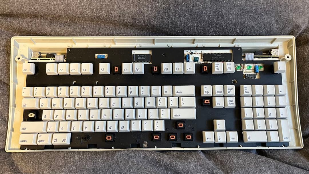 初代 Apple extended keyboard US配列 USBアダプター