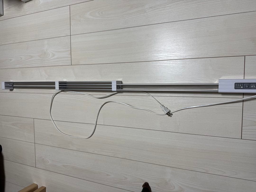 窓下ヒーター　ゼンケン　90㎝〜130㎝