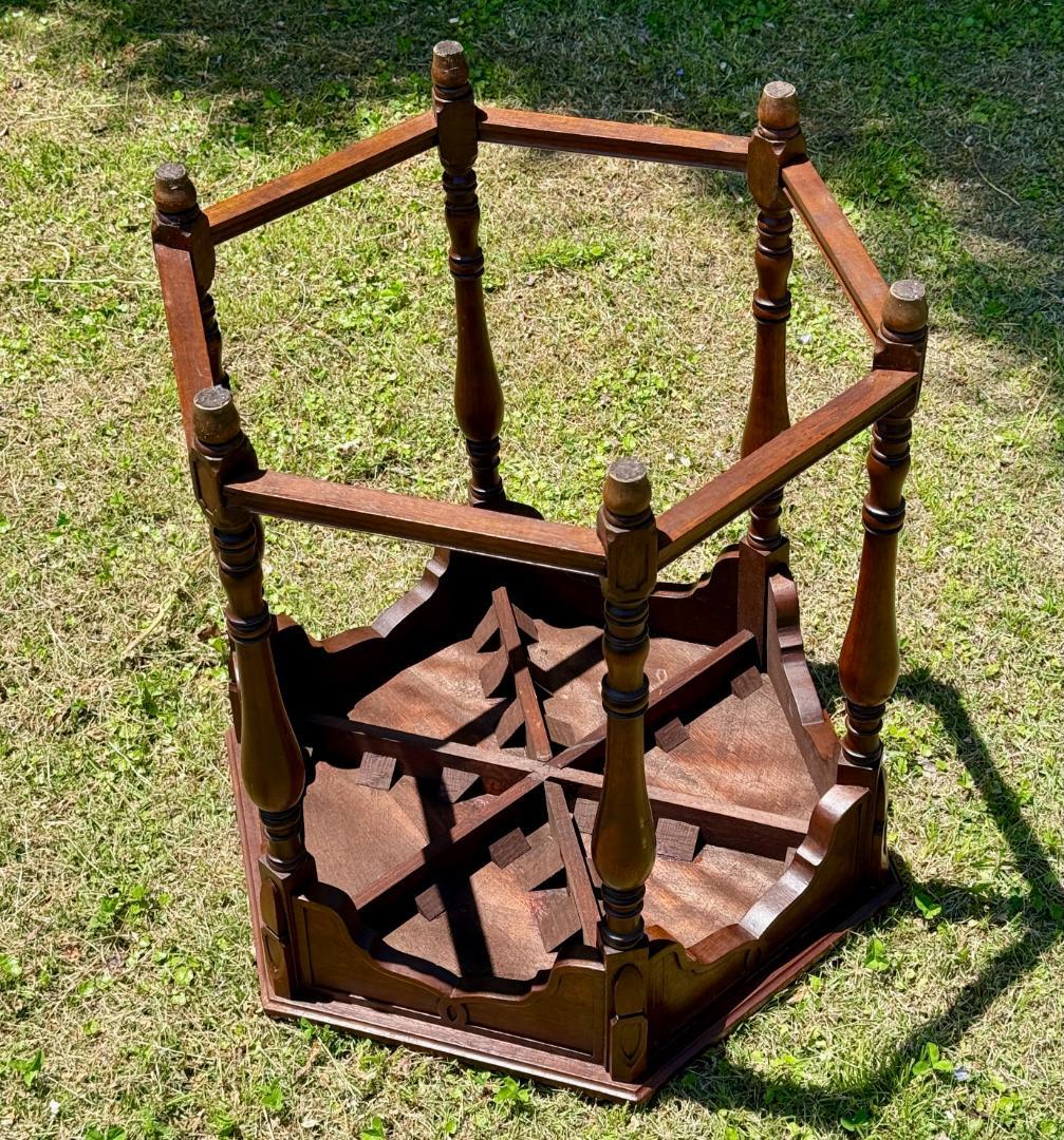 英国アンティーク　ヘキサゴンテーブル　イギリス製　幅62㎝ 高さ60㎝