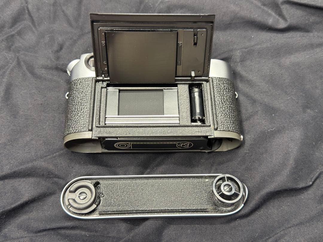 Leica M4 ボディ 【外観が綺麗】