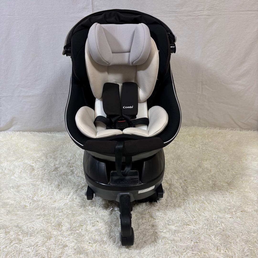 極美品　Combi クルムーヴ スマート ISOFIX エッグショックNeo
