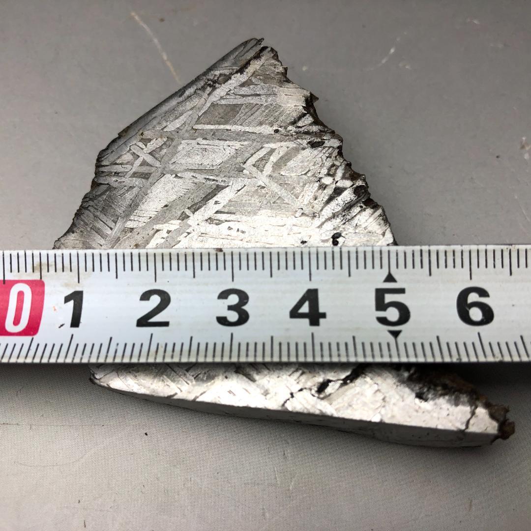 じ*こ様 アルタイ隕石　隕石 鉄隕石　エンドカット　ナチュラル　重さ約146ｇ