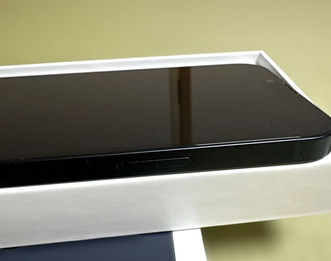 iPhone13 128GBミッドナイト