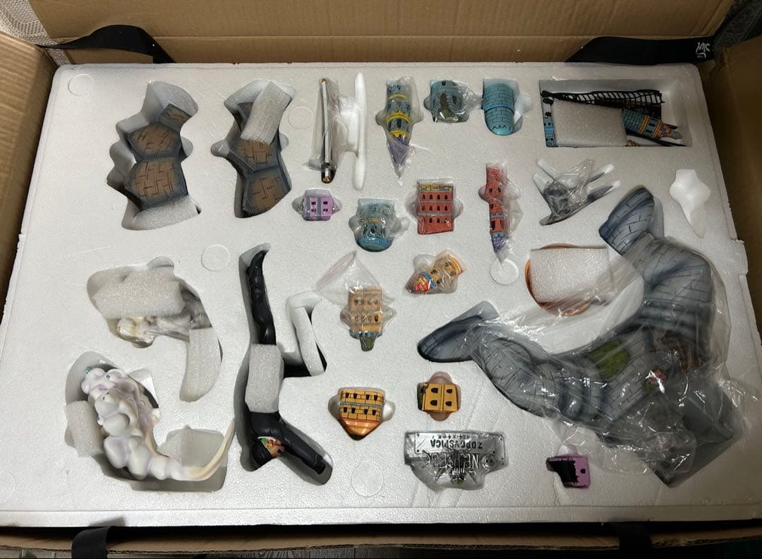 【希少品】 ワンピース ゾロvsピーカ フィギュア ガレージキット スタチュー