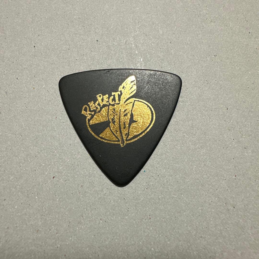 [ゼロ]UNITE 金色ロゴ ギターピック