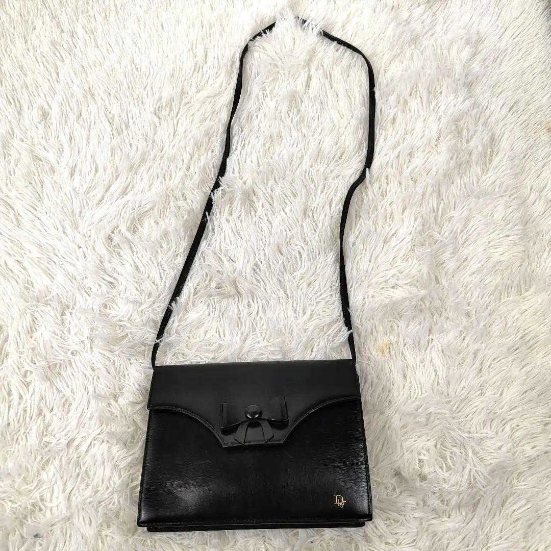 Dior　ショルダーバッグ　ロゴ金具　リボン　ブラック　レザー