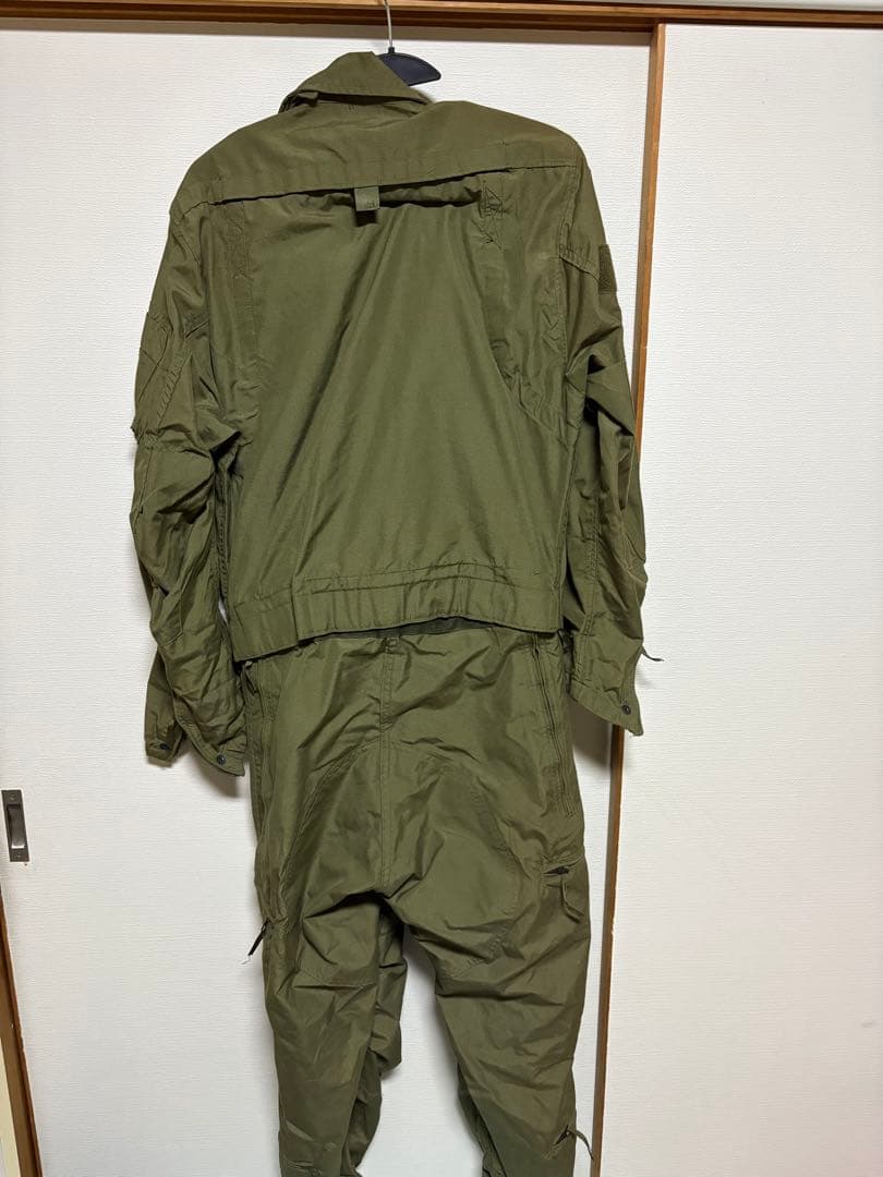 実物放出品　米軍フライトスーツ