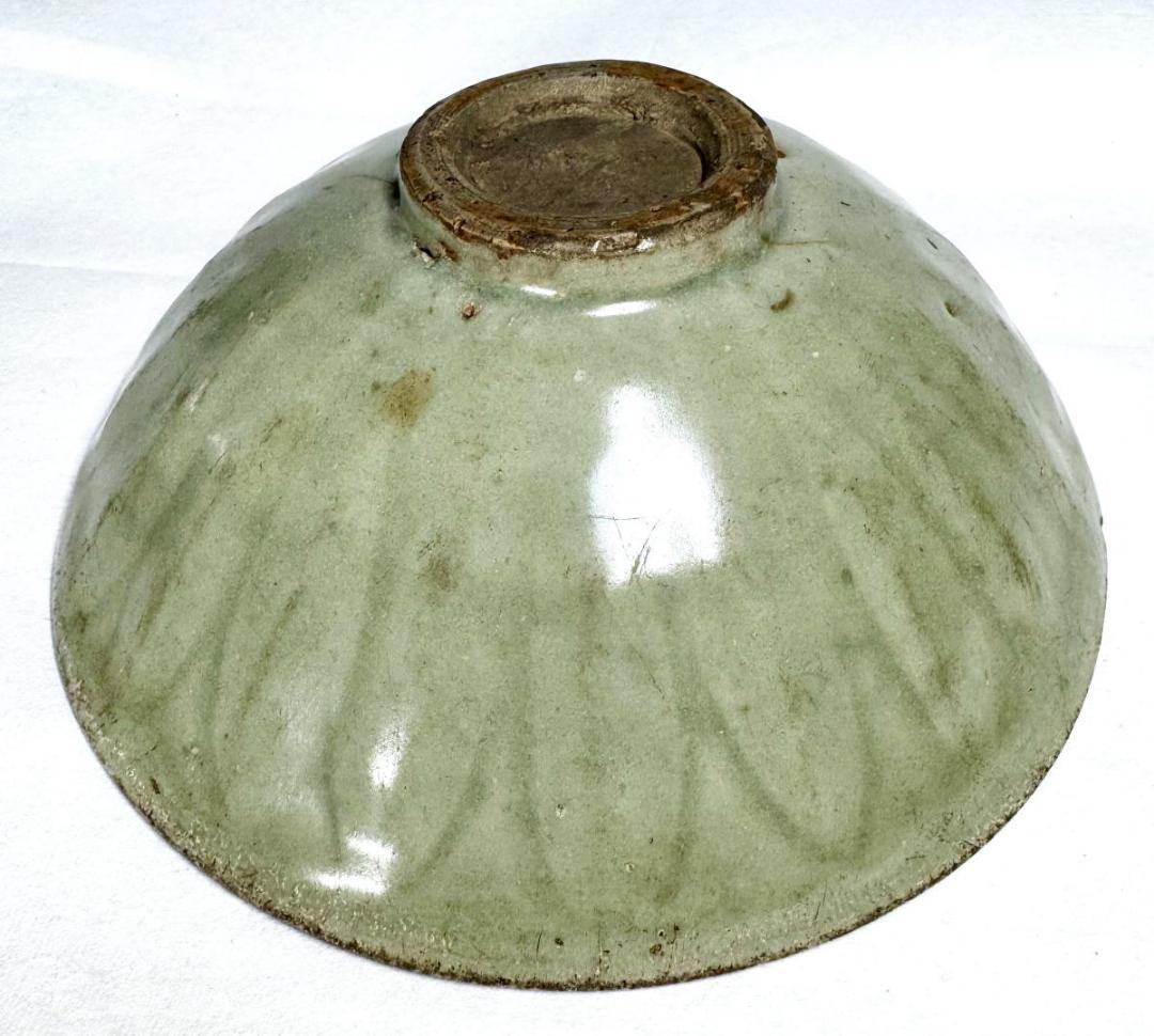 宋時代 龍泉窯青磁茶碗 箱付 時代品 伝世品焼物 歴史唐物 ウブ品WWTT324