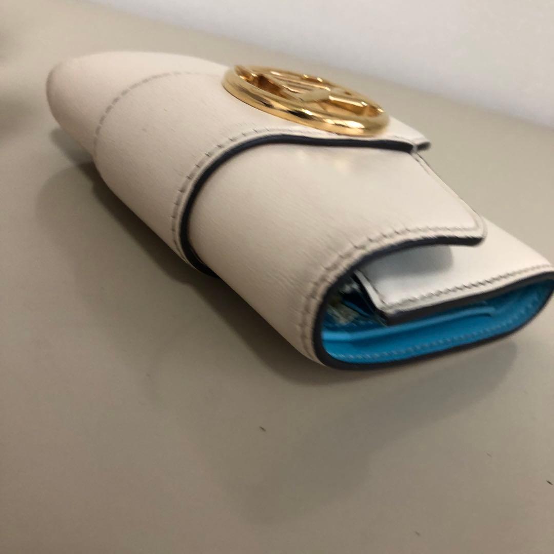 ルイヴィトン 3つ折財布　ポルトフォイユLVポンヌフコンパクト