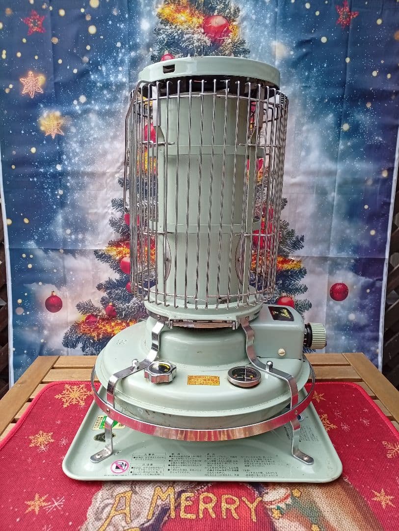 アラジン ストーブ メンテナンス済み。純正品芯交換済。取説付き。グリーン