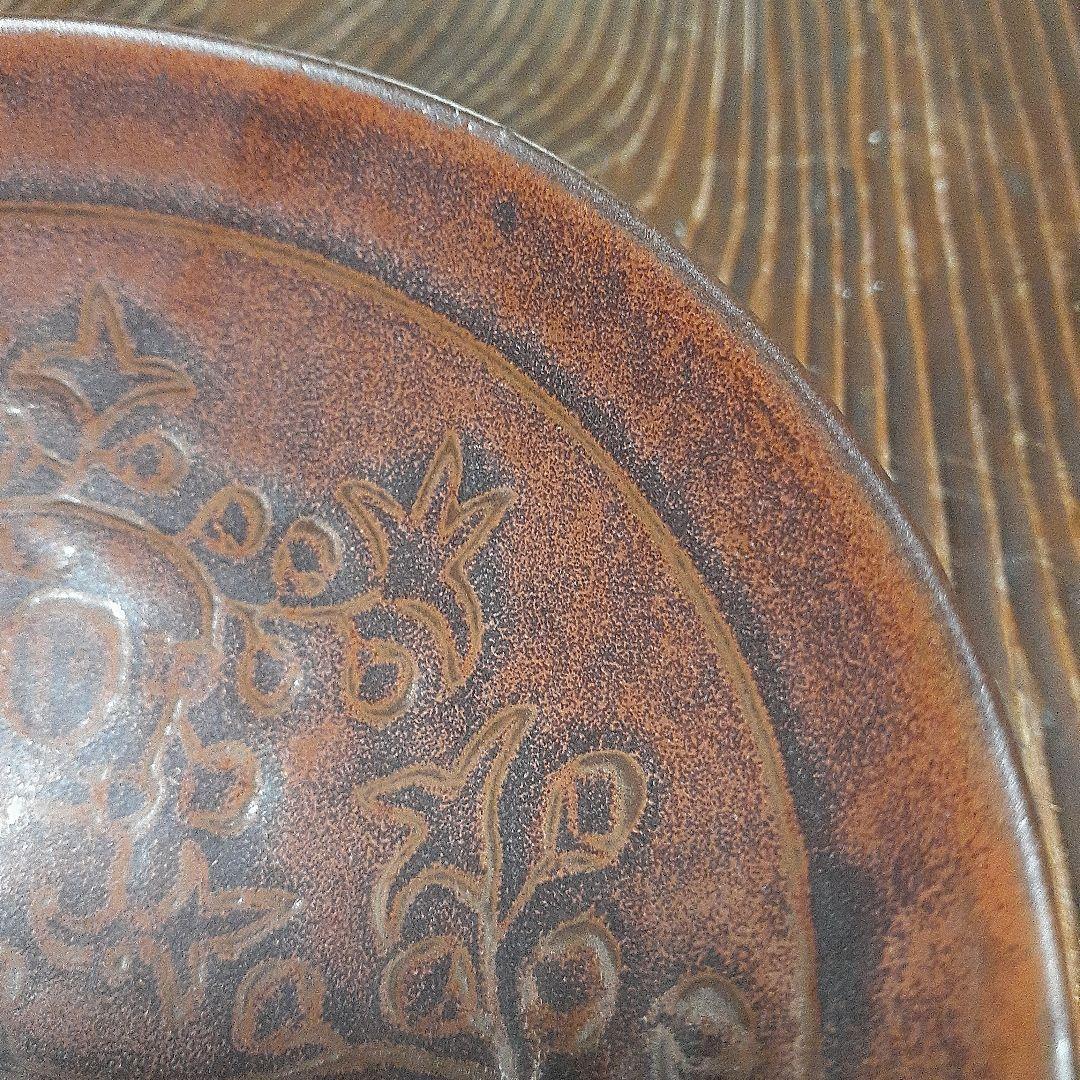 中国定窯柿釉印花文小皿