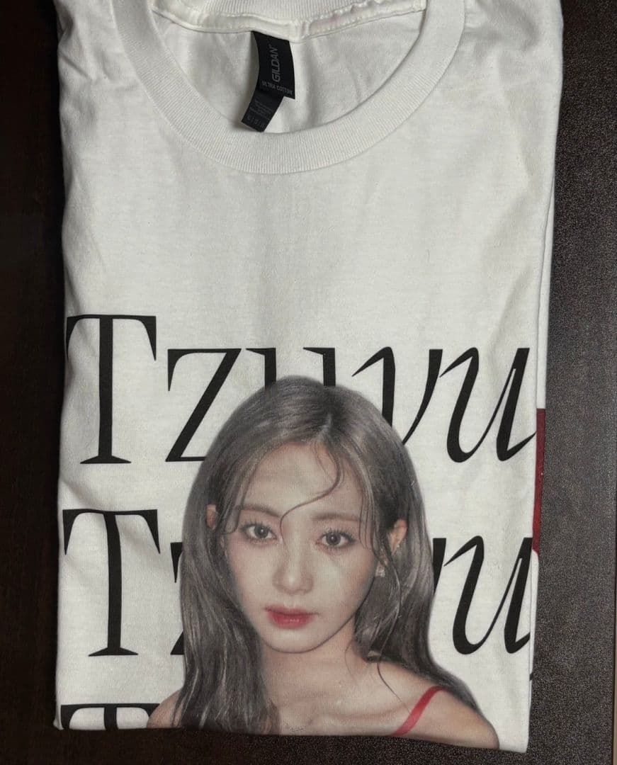 TWICE ツウィ　サノクTシャツ おまけ付き