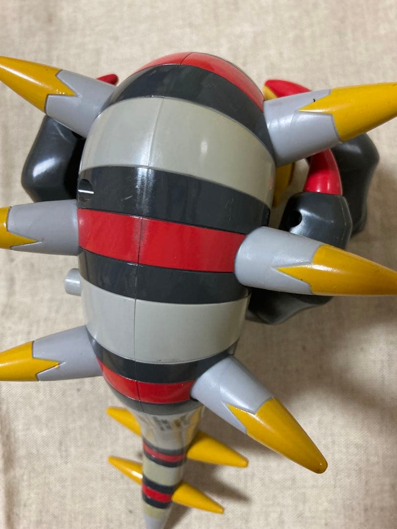 【希少】ギラティナ オリジンフォルムフィギュア可動式　おまけ付き