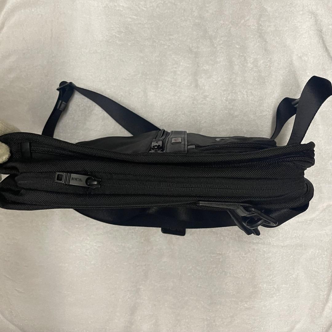 【極美品】TUMI ブラック 2Way ビジネスバッグ 縦　縦長