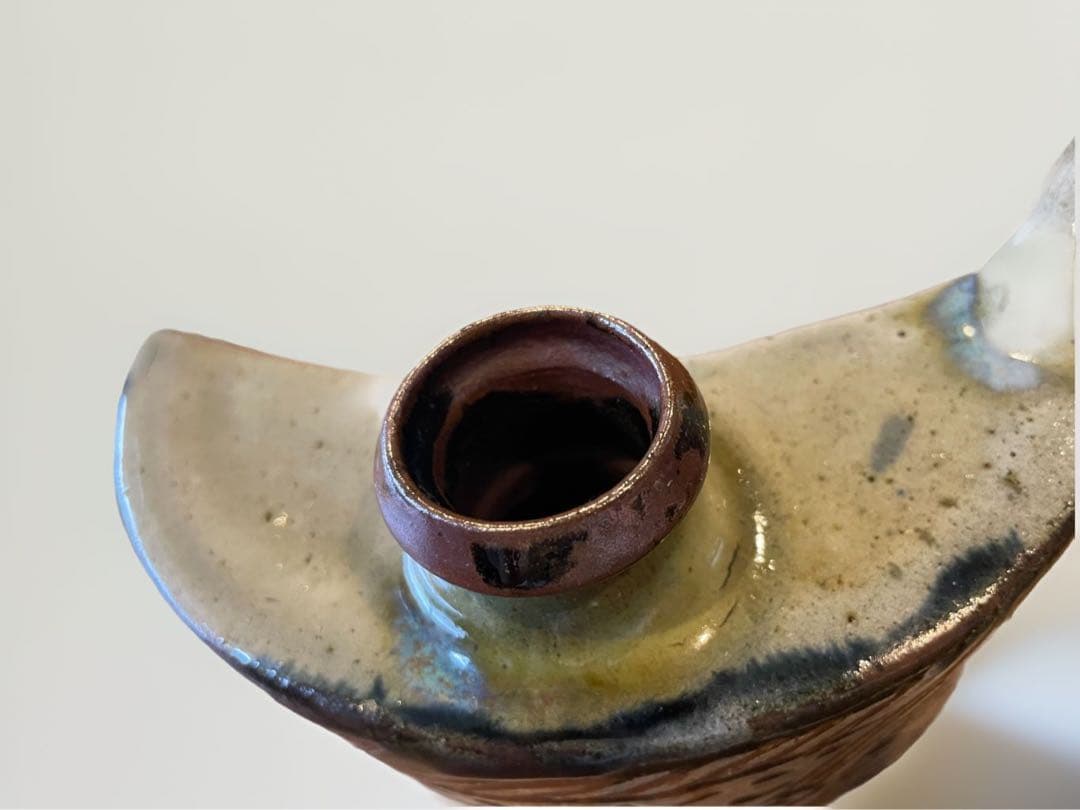 沖縄伝統工芸家　人間国宝　金城次郎作　魚文抱瓶