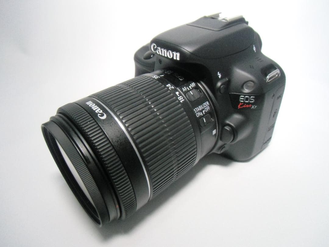 Canon EOS Kiss X7 レンズ付き　B034