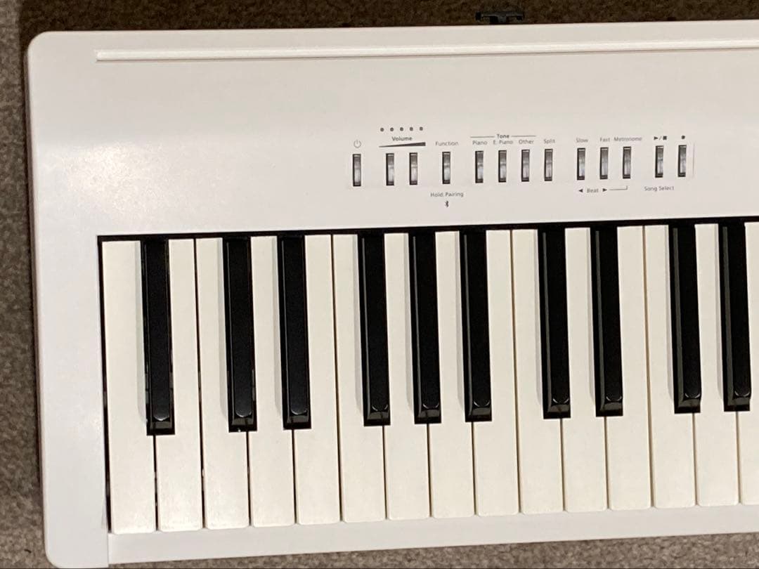 Roland FP-30X WH スピーカー内蔵ポータブルピアノ（ペダル付き）