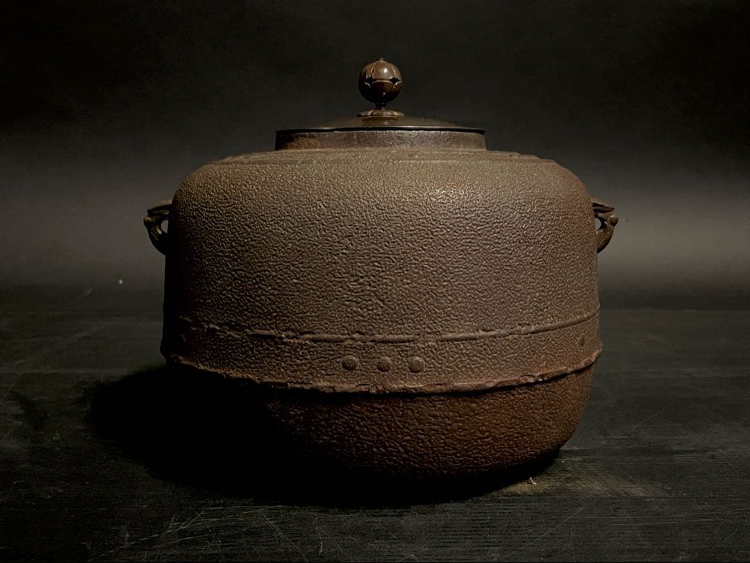 「母」 萬代屋釜 釜師 敬典 炉釜 共箱 茶道具 （107A）