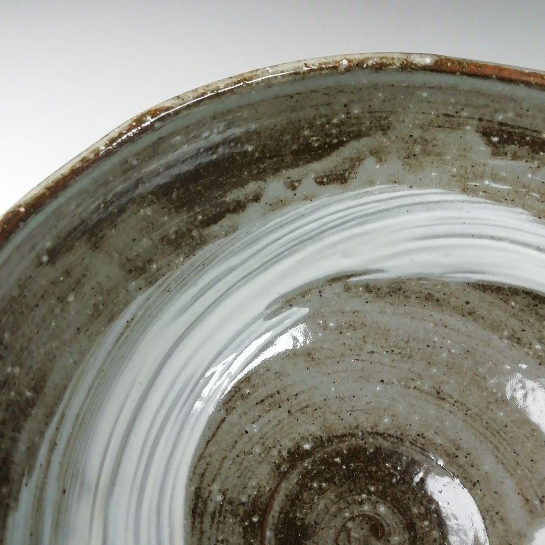 Ｔ６６１　茶碗　『刷毛目楓』『近藤清泉 造』　共箱　抹茶碗　茶道具