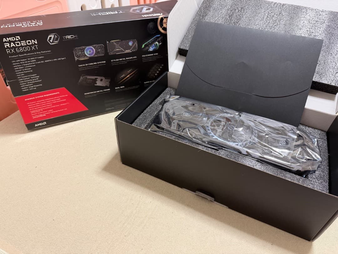 ASRock RX 6800 XT グラフィックカード