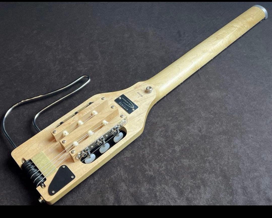 Traveler Guitar Ultra-Light Nylon 中古