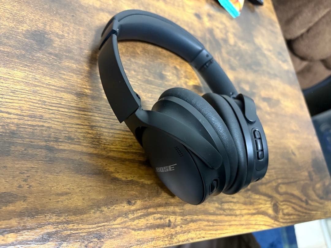 Bose ワイヤレスヘッドホン キャリングケース付き