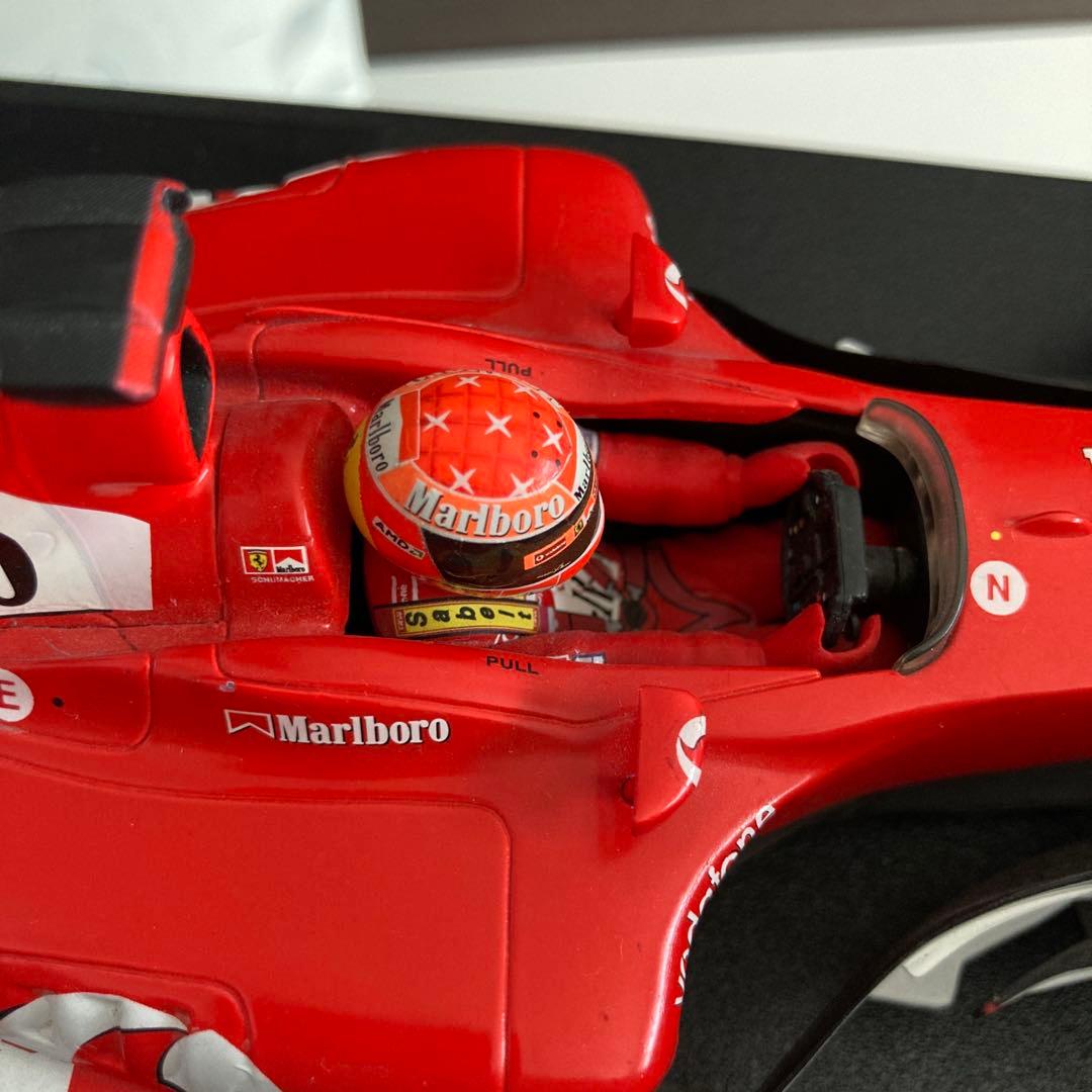 ミニカー Ferrari F2003 GA Marlboro 1/18