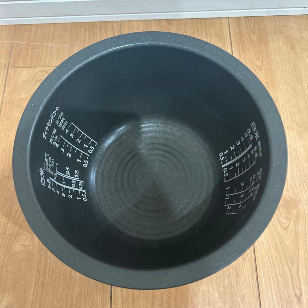 TOSHIBA 真空圧力IHジャー炊飯器5.5合2025年製ホワイト