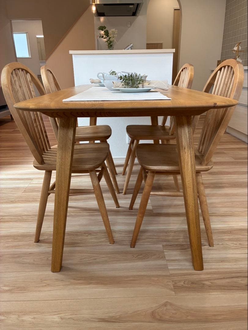 ナチュラルウッド ダイニングテーブル 4脚付き