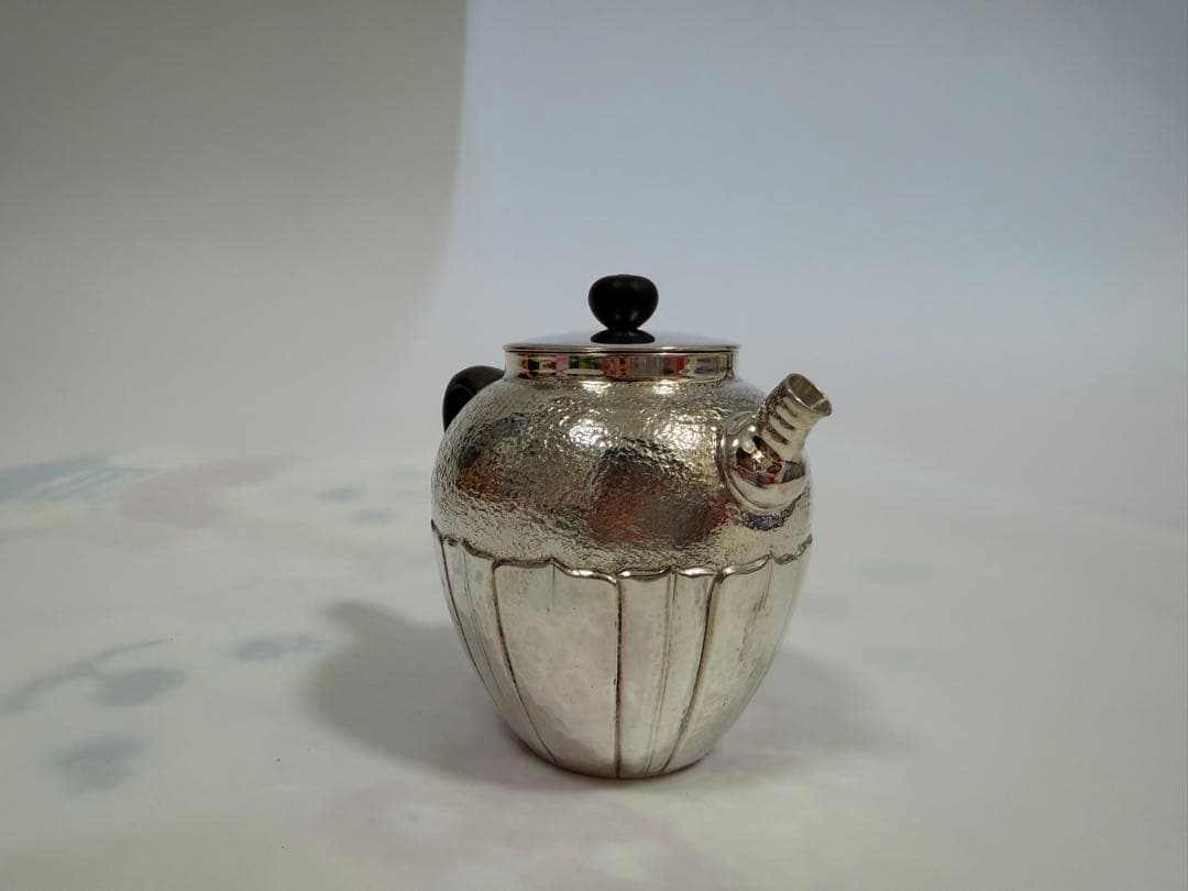 純銀製 菊文 唐木手 急須 銀瓶 煎茶道具