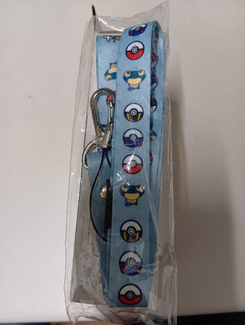 Pokémon GO Plus ストラップ付き