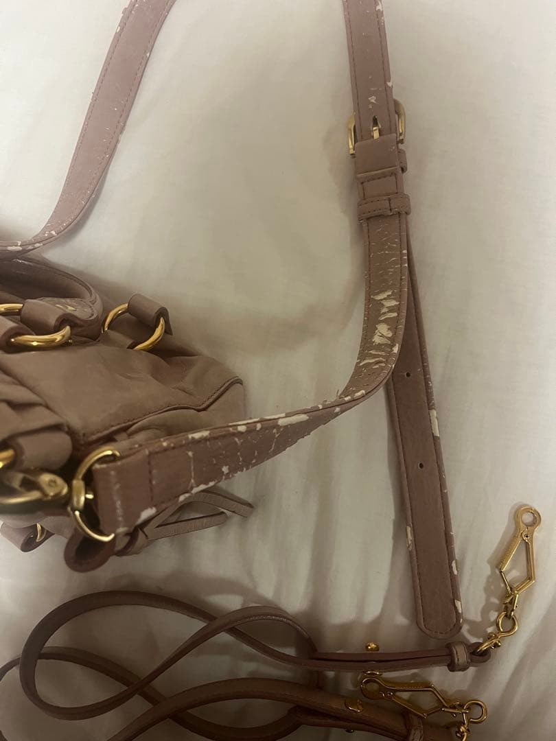 ピンク ギャザー付きハンドバッグ miumiu