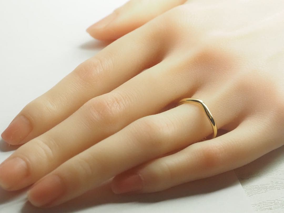 TIFFANY&Co.ティファニー　750YGカーブドバンドリング　15.2号