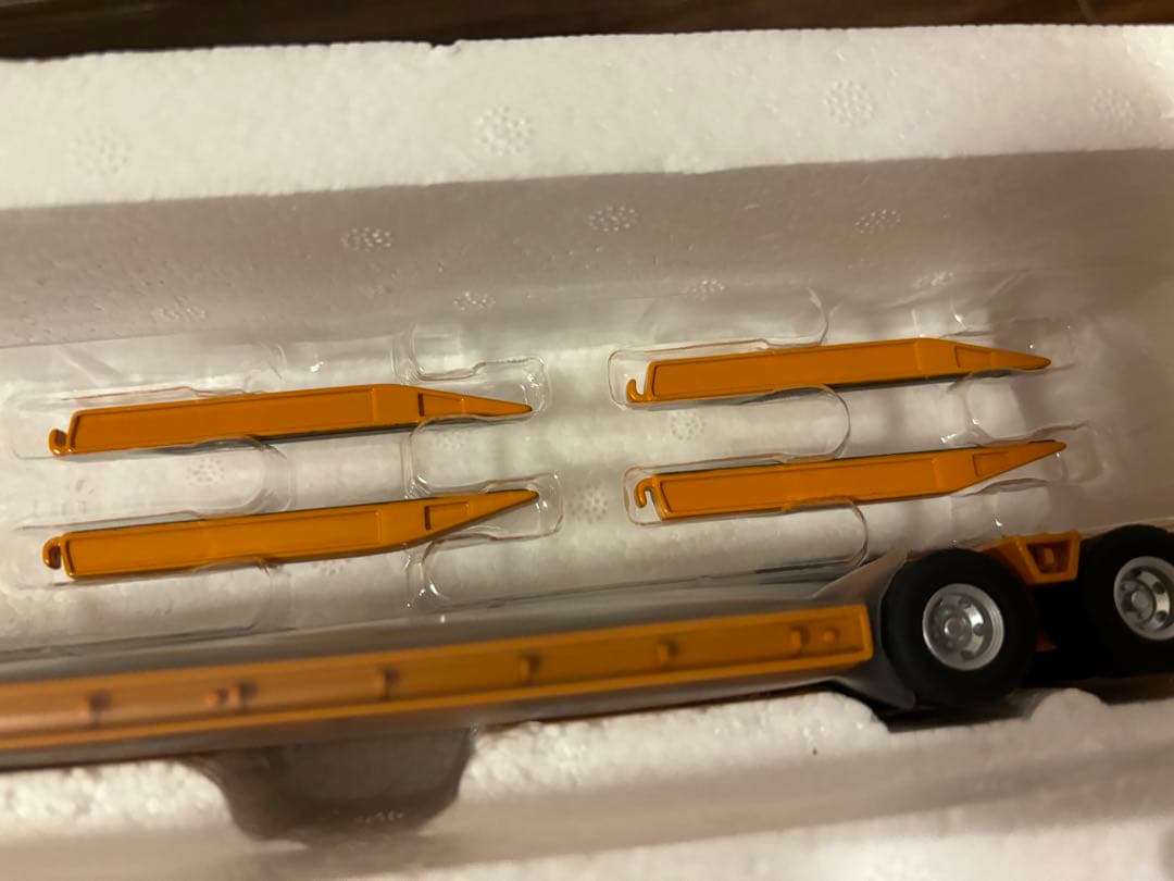 ケンクラフト　1/50 SS 6×4 ハイルーフ現行&16輪中低床トレーラ