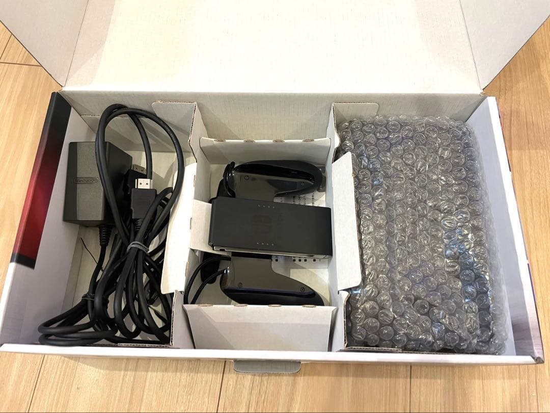 ★美品★《ニンテンドースイッチ1本体》 プロコン付