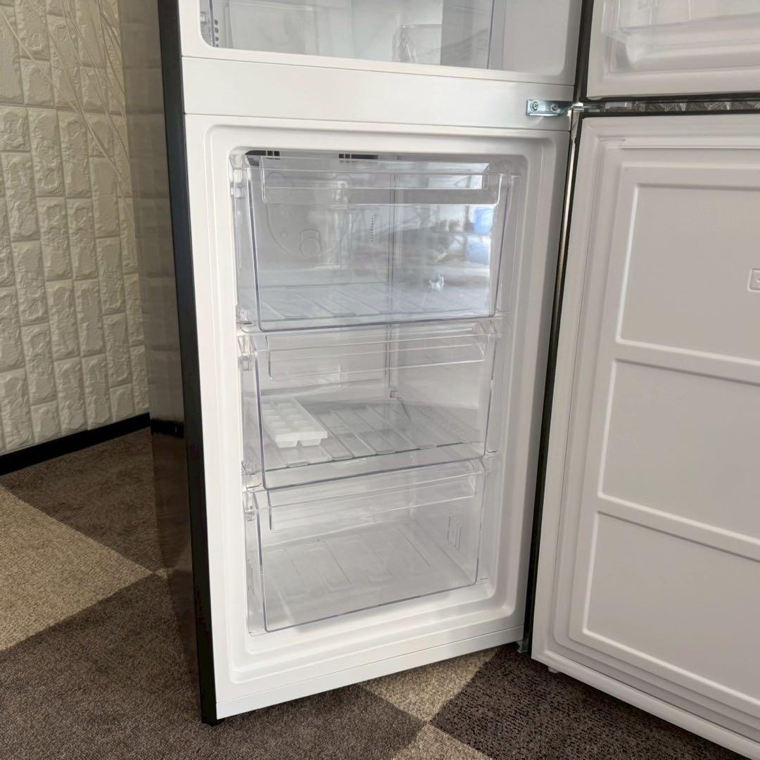 東京23区配送無料✨ニトリ　大きめ冷蔵庫　2024年製　203L ブラック　美品